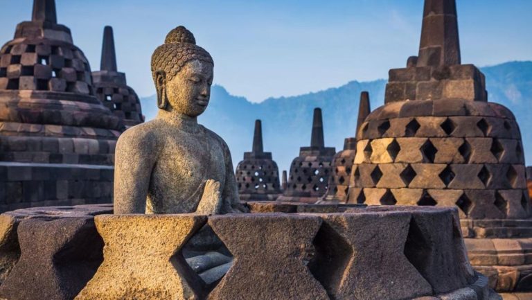 Apakah Benar Borobudur Dibangun Nabi Sulaiman?