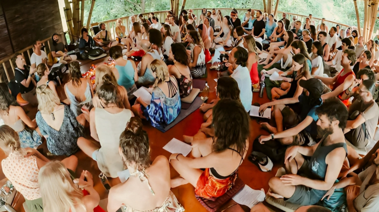 Hippies dan Perjalanan Pariwisata di Bali pada 1970-an