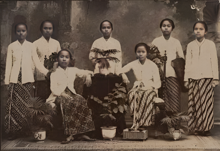 Mengembalikan Marwah Kaum Ibu