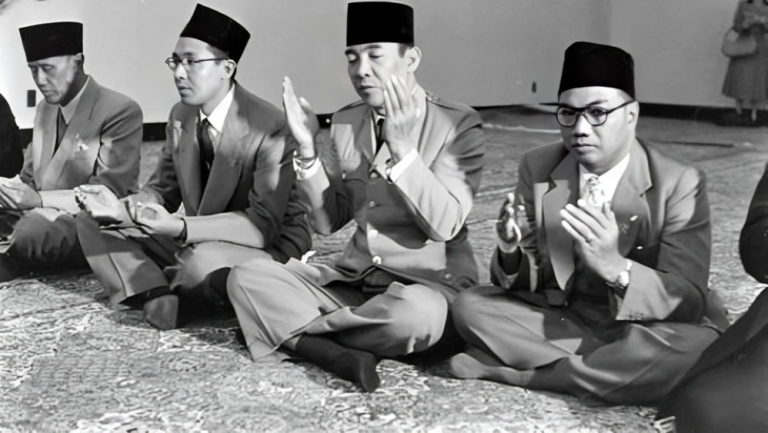 Bung Karno dan Isu Keislaman
