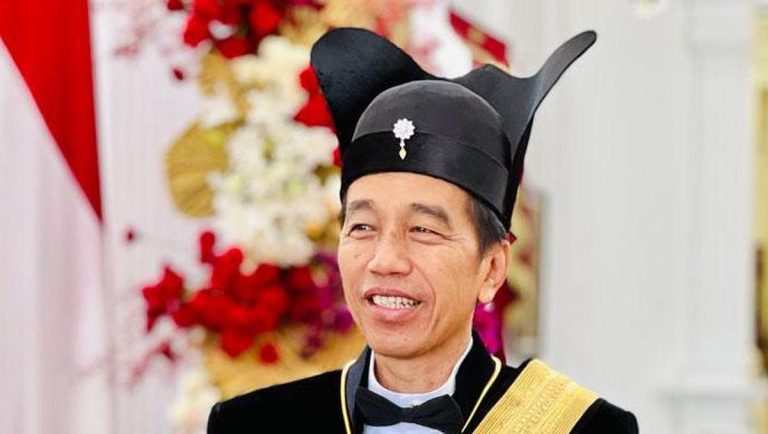Politik Raja Jawa dalam Kepemimpinan Presiden Joko Widodo