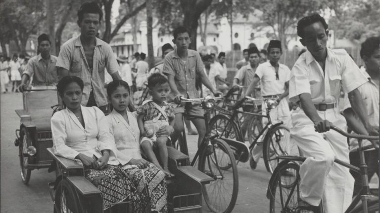 Memaknai Kembali Peran Sejarah Lokal sebagai Bagian dari Identitas Lokal