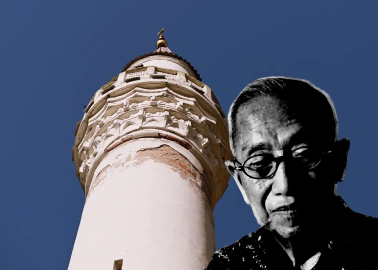 Pak Sartono, Jewerlah Telinga Kami!